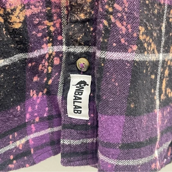 Angry Minnow Officially Licensed LA Lakers Purple FlannelSize Small